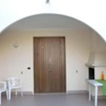 Flat For Seven Guests In With Pool アパート *