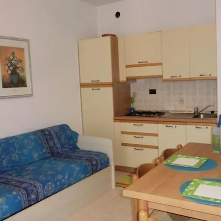 Three-room With Swimming Pool In The Nearby Of The Renowned Apartment *