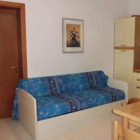 Three-room With Swimming Pool In The Nearby Of The Renowned Apartment