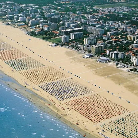 Three-room With Swimming Pool In The Nearby Of The Renowned * Bibione