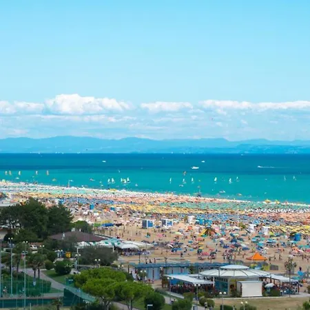 Three-room With Swimming Pool In The Nearby Of The Renowned * Bibione