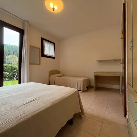 アパート Flat For Seven Guests In With Pool