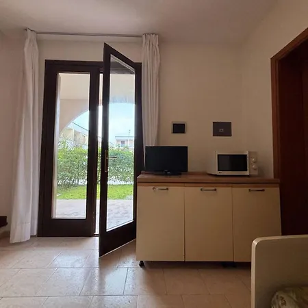 Flat For Seven Guests In With Pool